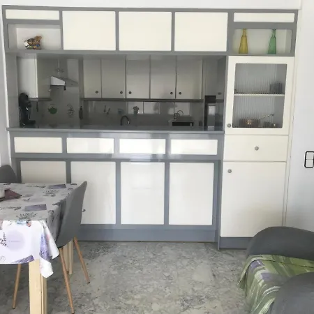 Perfect Near Port Aventura, Apartment Salou